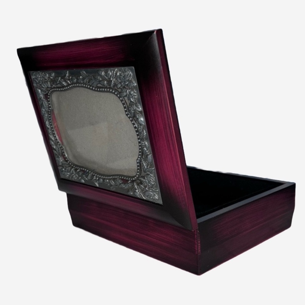 Memory Keepsake Box With Photo Display